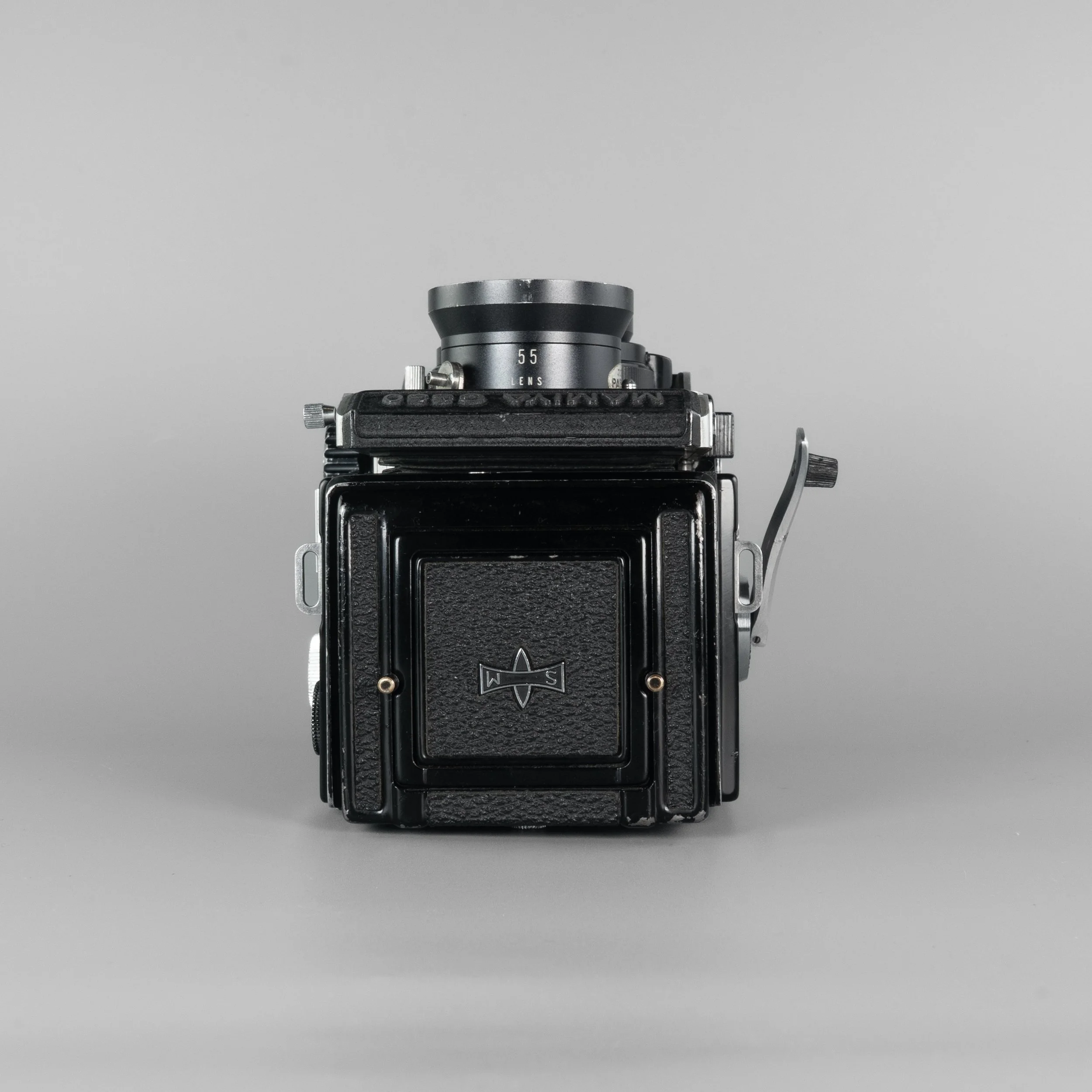 フィルムカメラ MAMIYA C330 The extremely cool Mamiya C330 with its interchangeable lenses